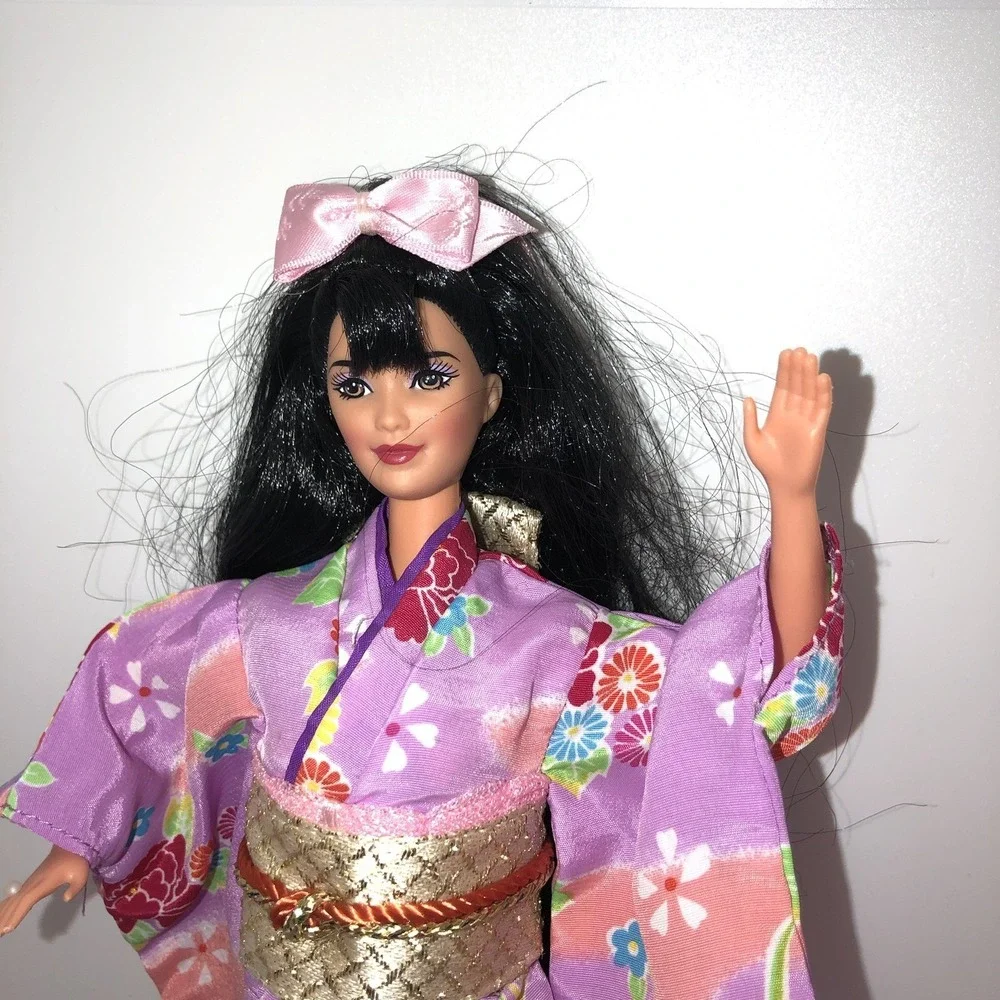 Purple Floral Kimono Dress Barbie Doll Japan Japanese Doll Of The World 1995